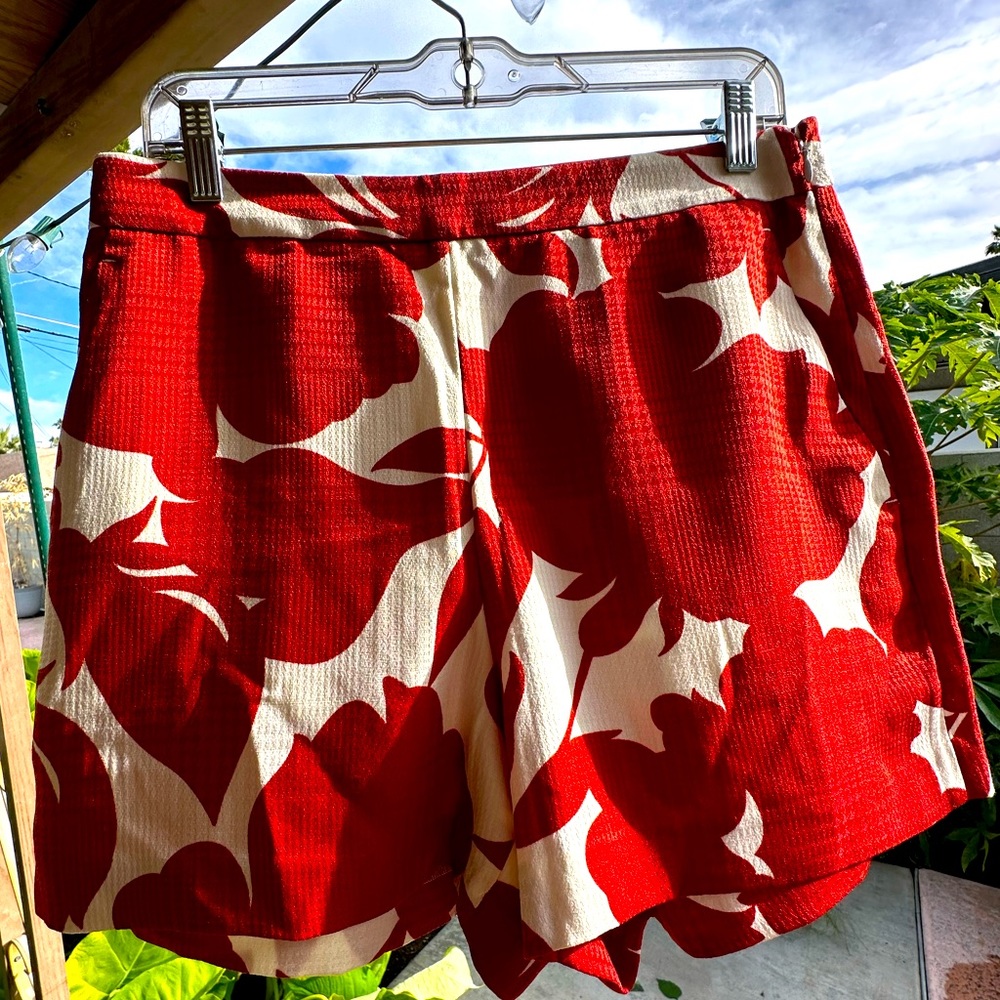 Red and White Floral Sorts by Ann Taylor, size 8.